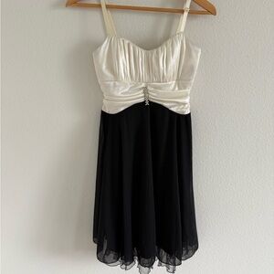 Dressbarn Cream and Black Babydoll Mini Dress